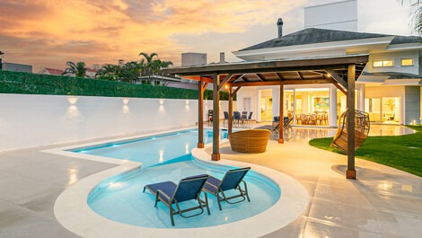 Casa para alugar em Florianopolis - Jurerê Internacional