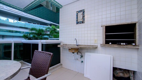 WONDERFUL Sea Front Apartment, Costa do Sol condo