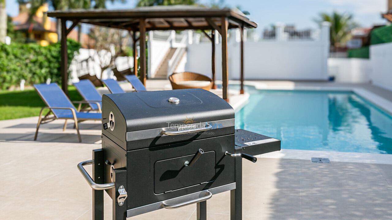 Casa para aluguel de temporada em Florianopolis (Jurerê Internacional)