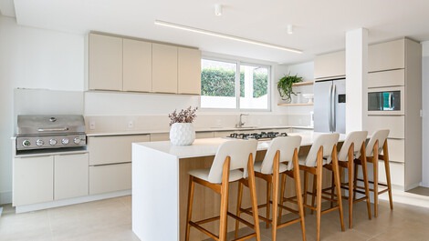 Excelente Casa para aluguel de temporada em Jurerê Internacional,...