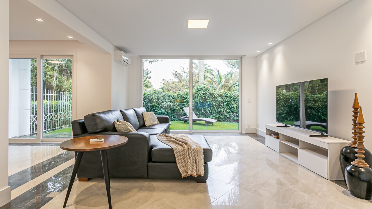 Casa para aluguel de temporada em Florianopolis (Jurerê Internacional)