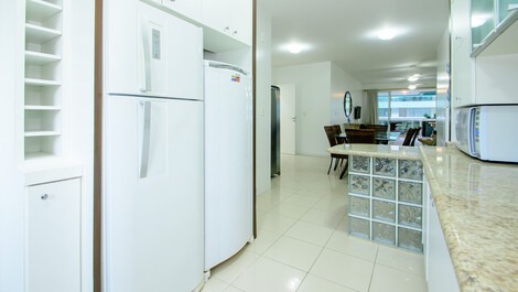 WONDERFUL Sea Front Apartment, Costa do Sol condo