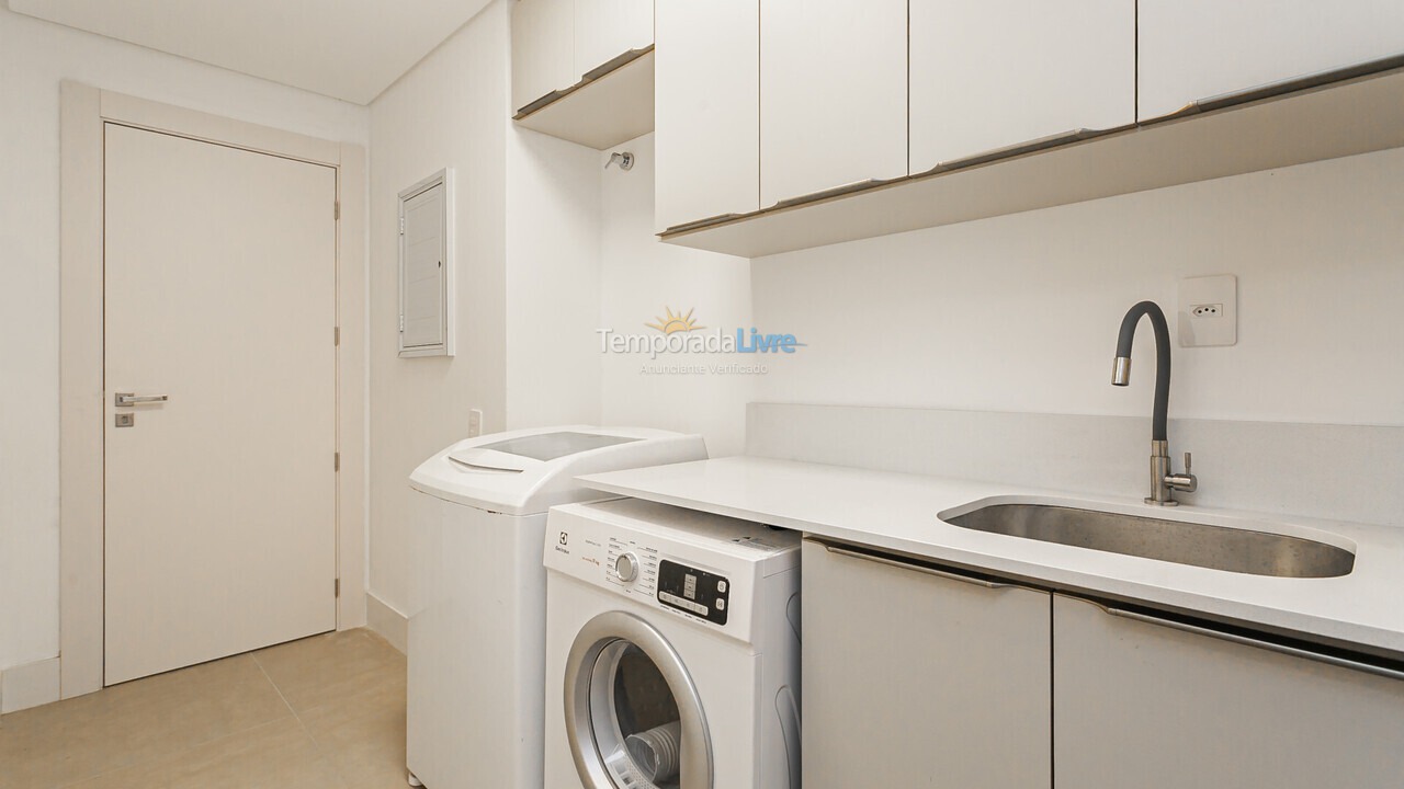 Casa para aluguel de temporada em Florianopolis (Jurerê Internacional)