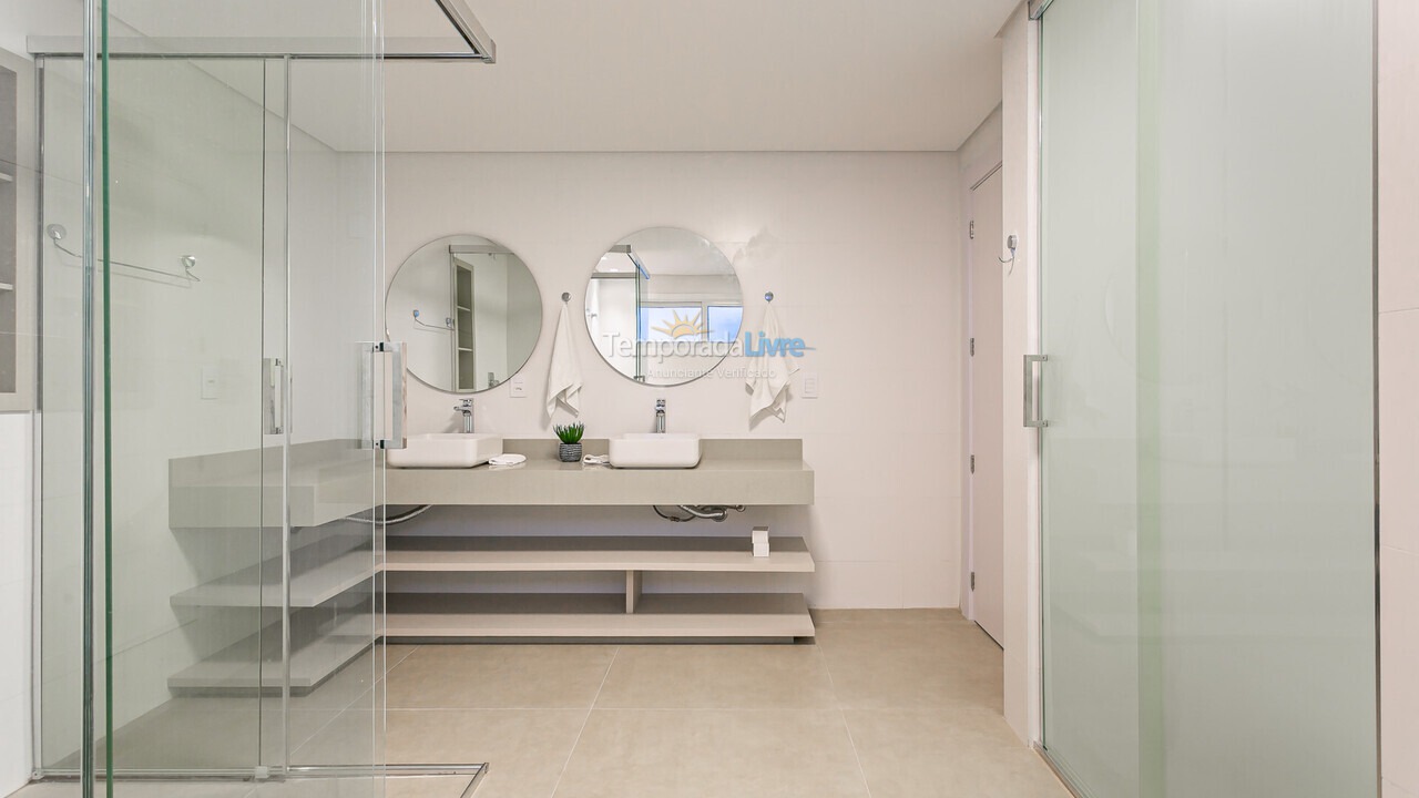 Casa para aluguel de temporada em Florianopolis (Jurerê Internacional)