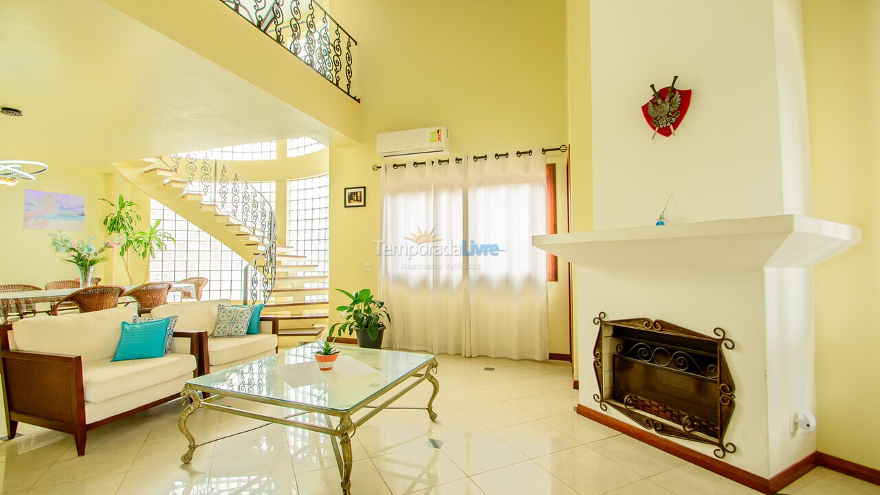 Casa para alquiler de vacaciones em Florianopolis (Praia dos Ingleses)