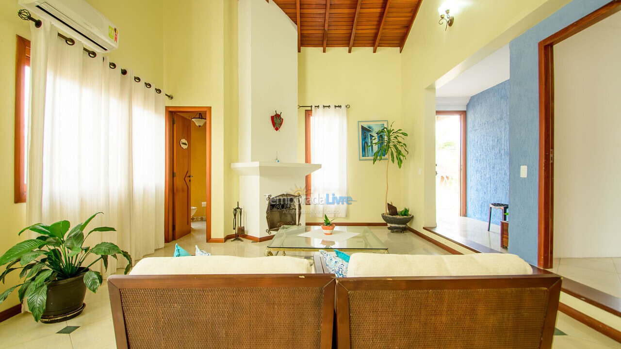 Casa para alquiler de vacaciones em Florianopolis (Praia dos Ingleses)