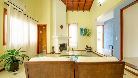 Maravillosa casa con piscina a 50 metros de la playa para 18 personas.