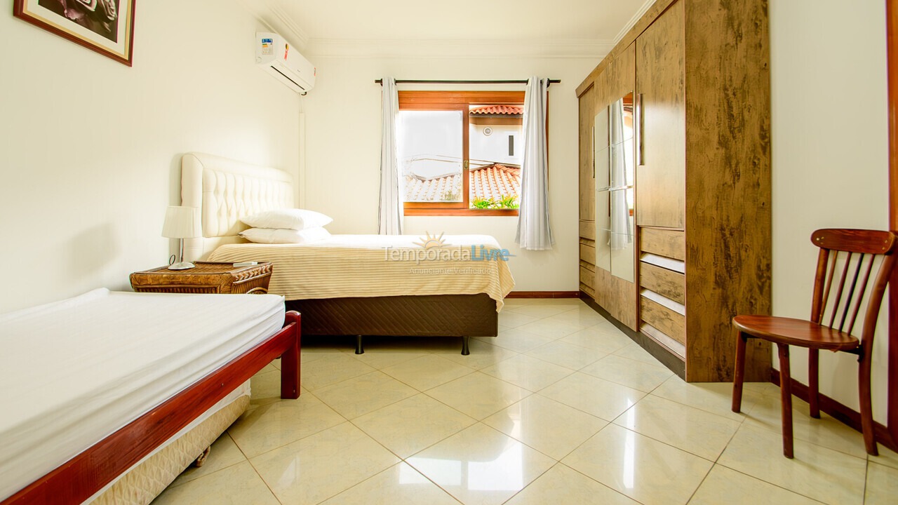 Casa para alquiler de vacaciones em Florianopolis (Praia dos Ingleses)