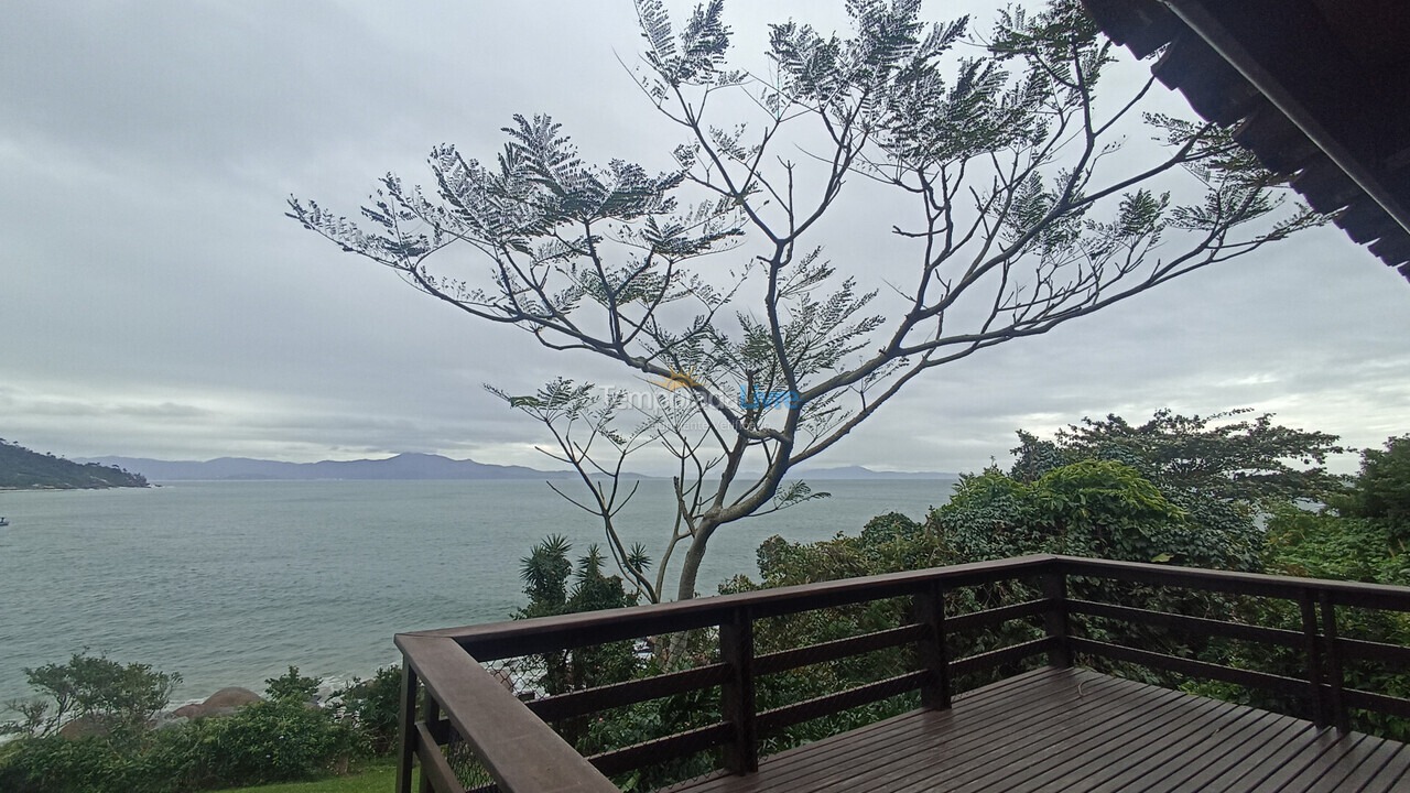 Casa para aluguel de temporada em Florianópolis (Lagoinha)