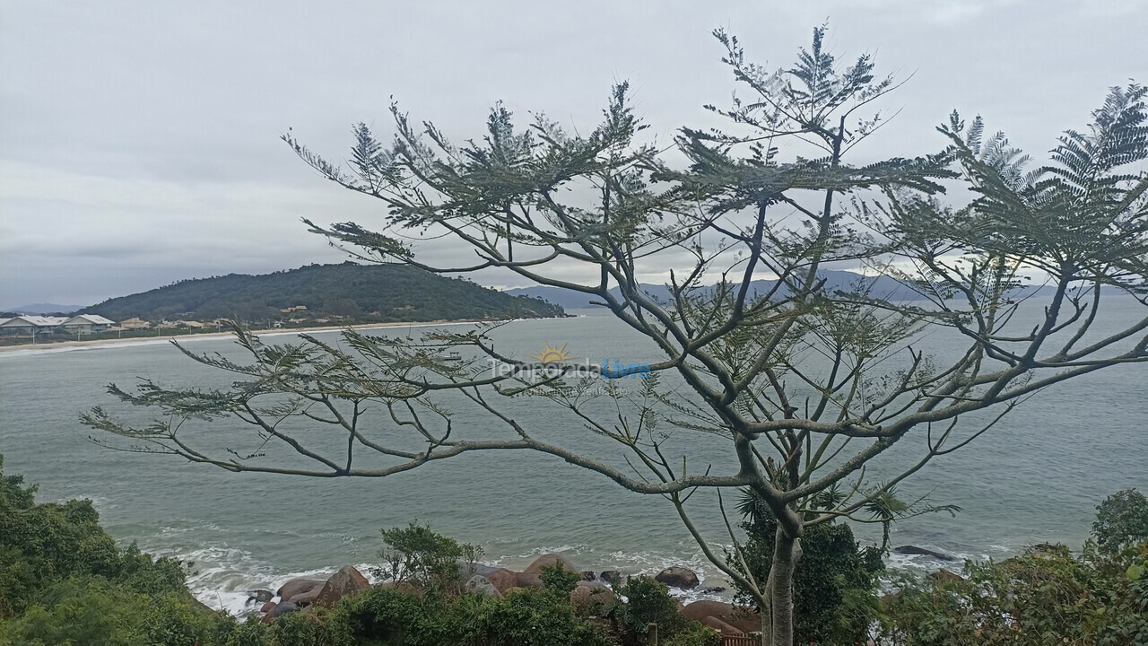 Casa para aluguel de temporada em Florianópolis (Lagoinha)