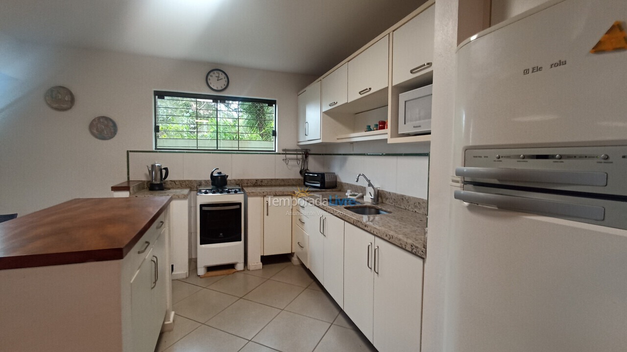 Casa para aluguel de temporada em Florianópolis (Lagoinha)