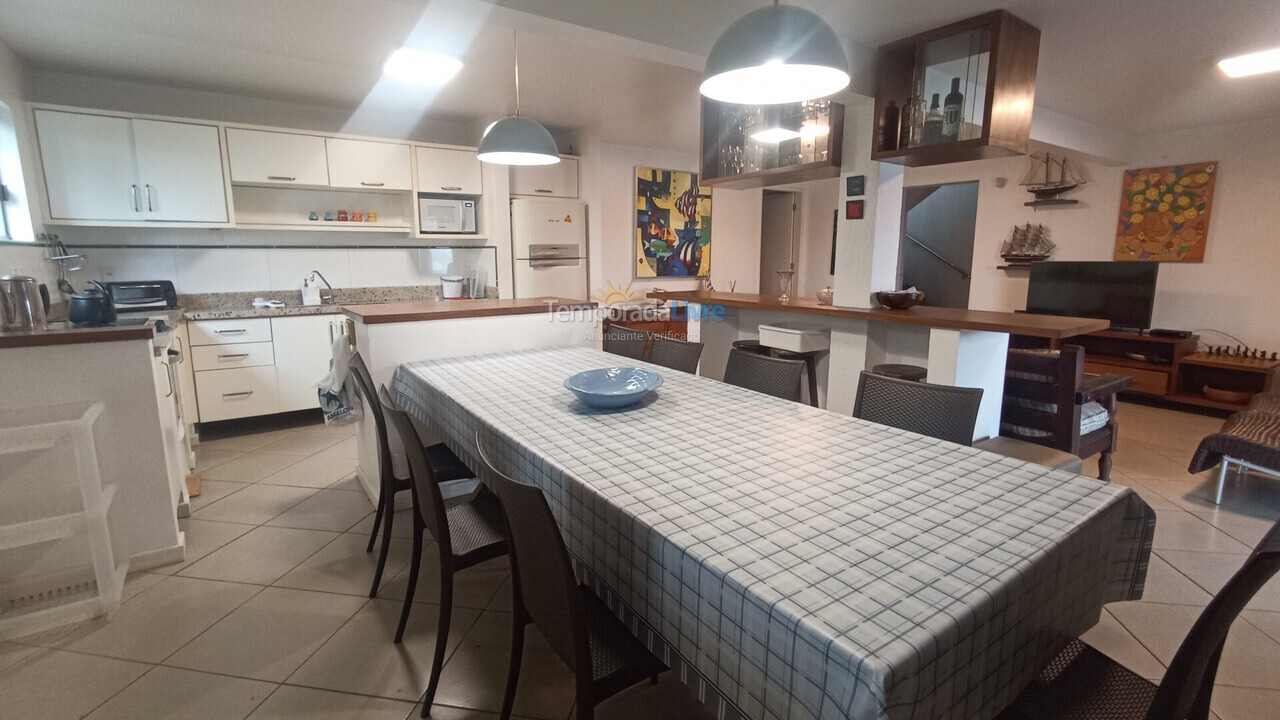 Casa para aluguel de temporada em Florianópolis (Lagoinha)
