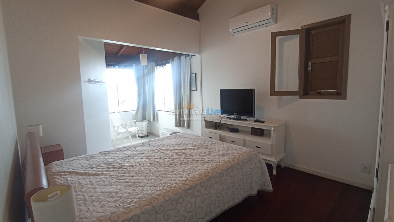 Casa para aluguel de temporada em Florianópolis (Lagoinha)
