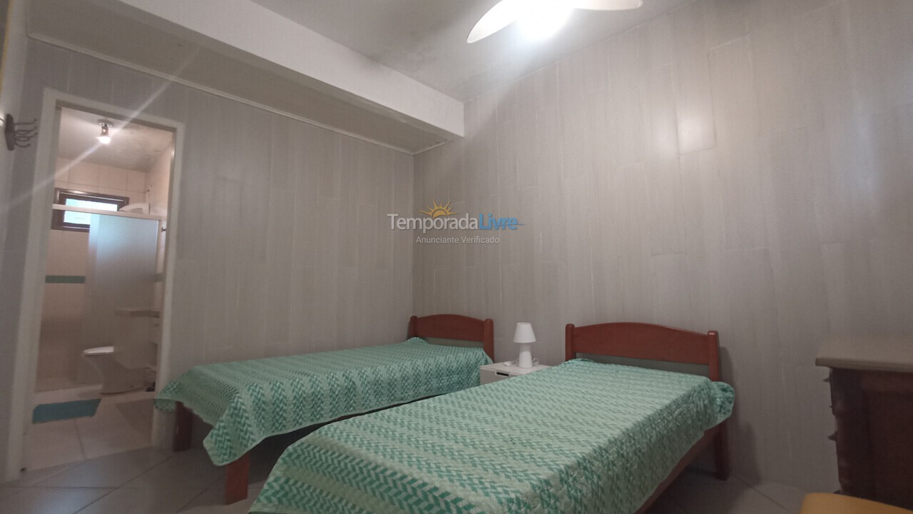 Casa para aluguel de temporada em Florianópolis (Lagoinha)