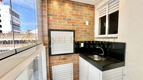 2 BEDROOM APARTMENT WITH COMMUNAL POOL AND JACUZZI