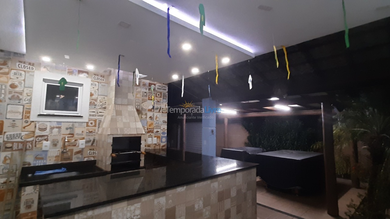 Casa para aluguel de temporada em Camaçari (Barra do Jacuípe)