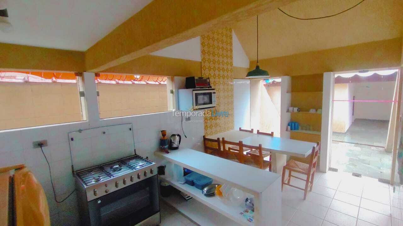 Casa para alquiler de vacaciones em Guarujá (Praia do Pernambuco)