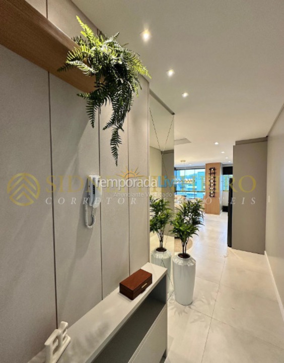 Casa para aluguel de temporada em Bombinhas (Praia de Bombas)