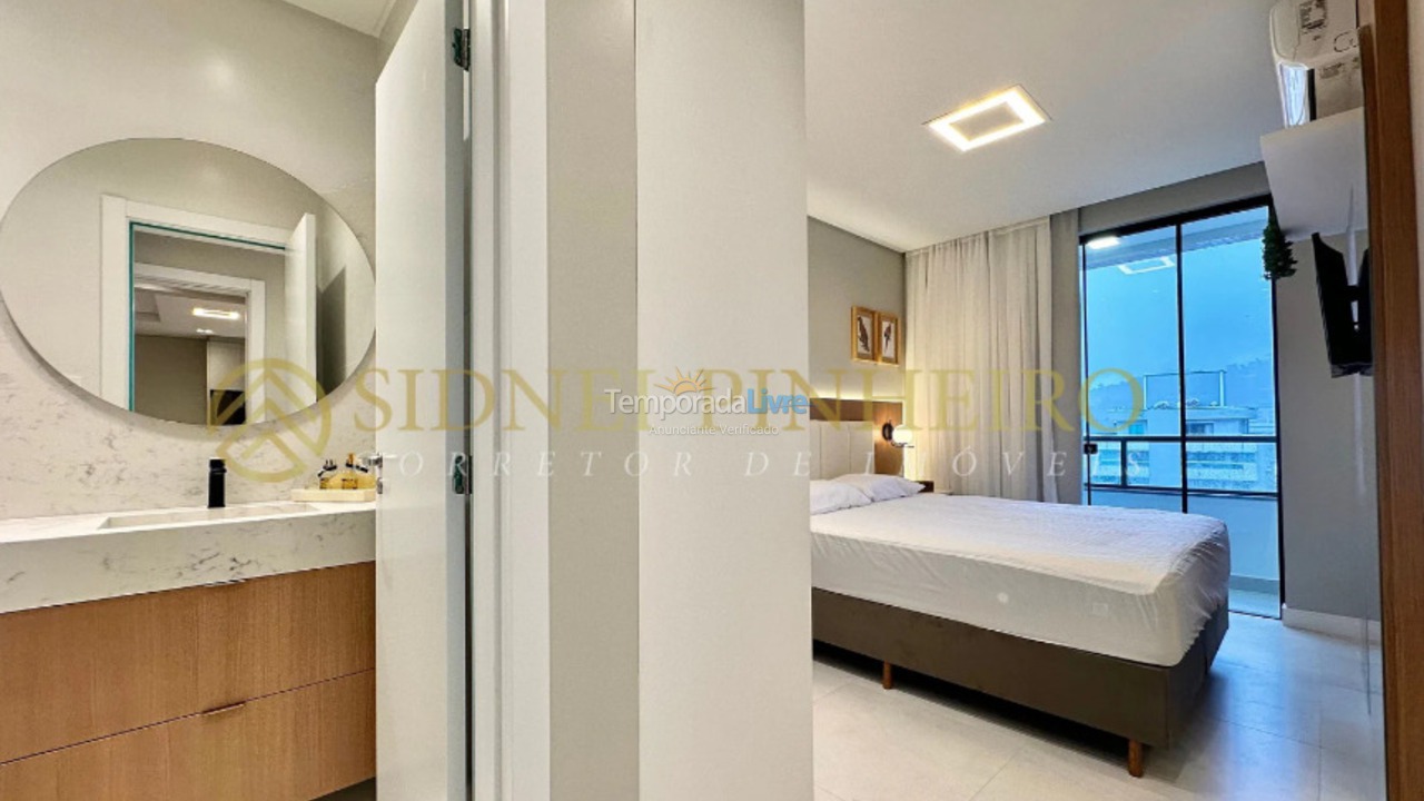 Casa para aluguel de temporada em Bombinhas (Praia de Bombas)