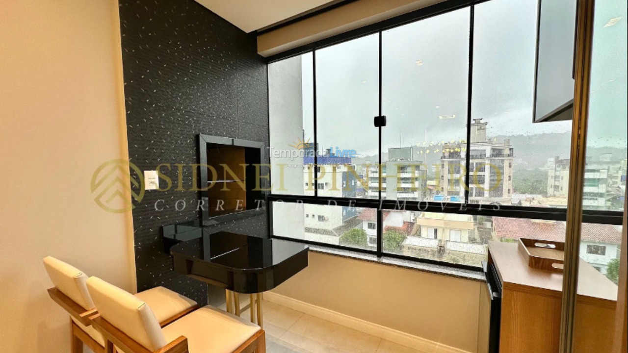 Casa para aluguel de temporada em Bombinhas (Praia de Bombas)