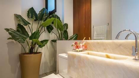 DUPLEX PENTHOUSE WITH PRIVATE JACUZZI ON MARISCAL BEACH