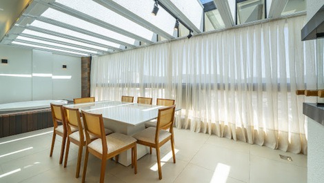 DUPLEX PENTHOUSE WITH PRIVATE JACUZZI ON MARISCAL BEACH