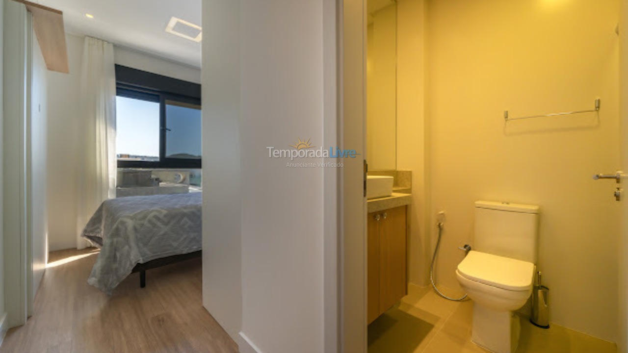 Apartment for vacation rental in Bombinhas (Mariscal)