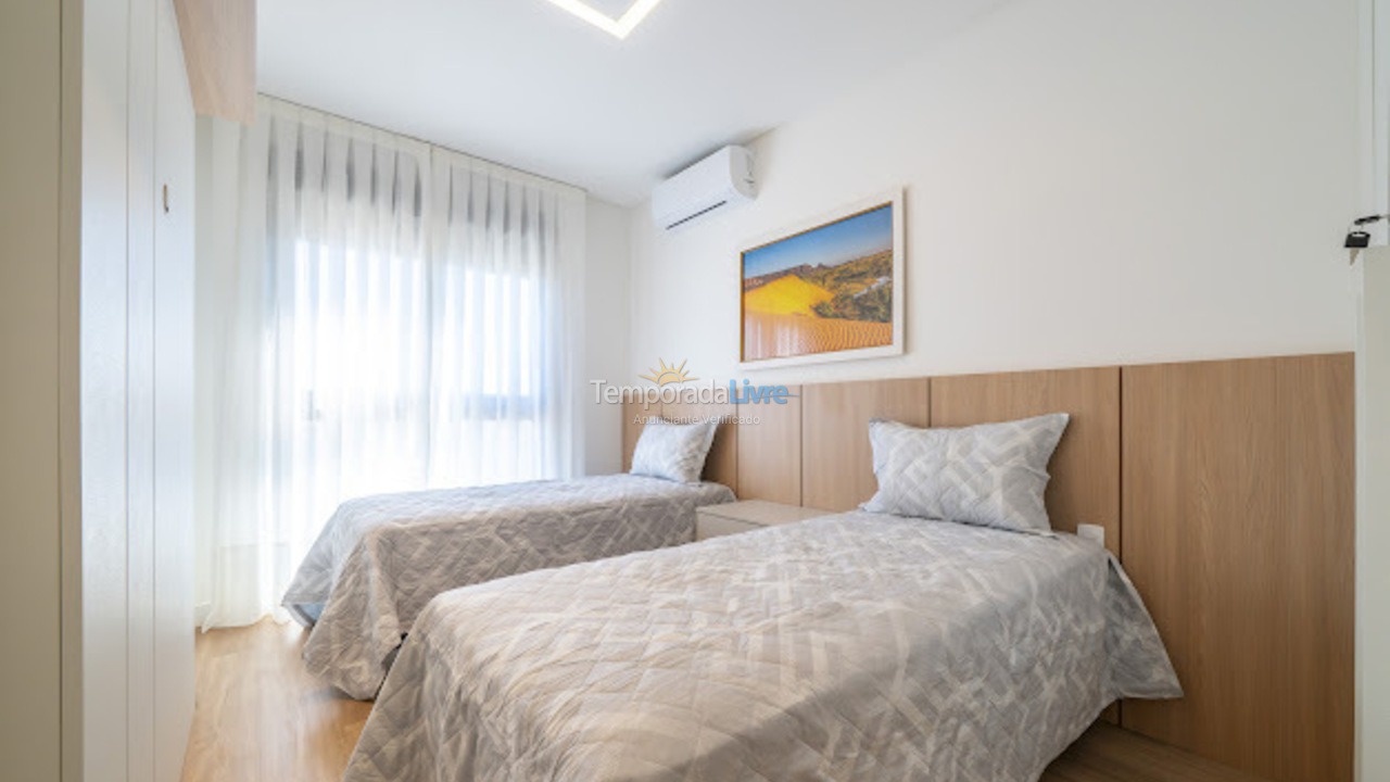 Apartment for vacation rental in Bombinhas (Mariscal)