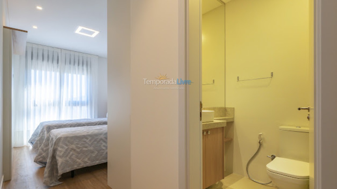 Apartment for vacation rental in Bombinhas (Mariscal)