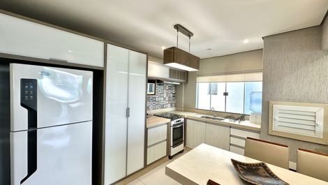 PENTHOUSE WITH SEA VIEW ON MARISCAL BEACH