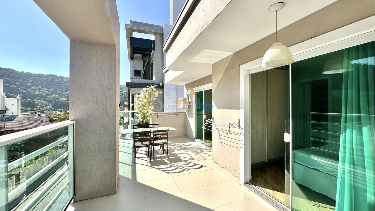 Apartment for vacation rental in Bombinhas (Mariscal)