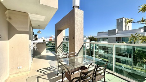 PENTHOUSE WITH SEA VIEW ON MARISCAL BEACH