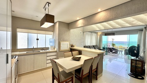 PENTHOUSE WITH SEA VIEW ON MARISCAL BEACH