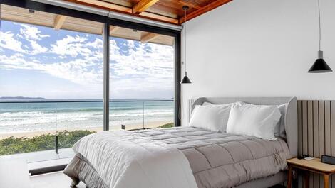 CASA FRENTE MAR NA PRAIA DE MARISCAL