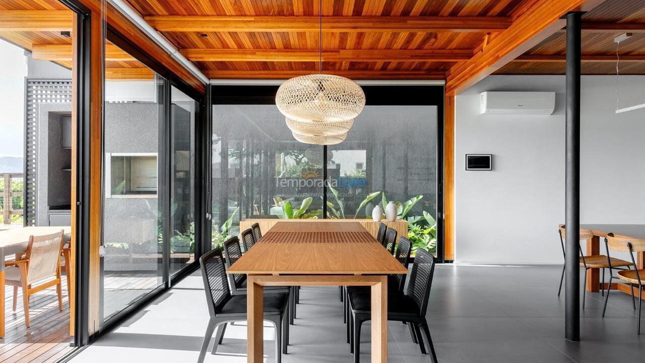 Casa para aluguel de temporada em Bombinhas (Mariscal)