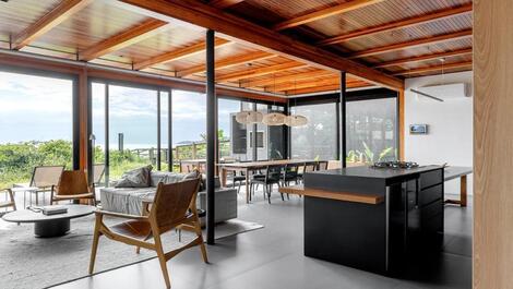 CASA FRENTE MAR NA PRAIA DE MARISCAL