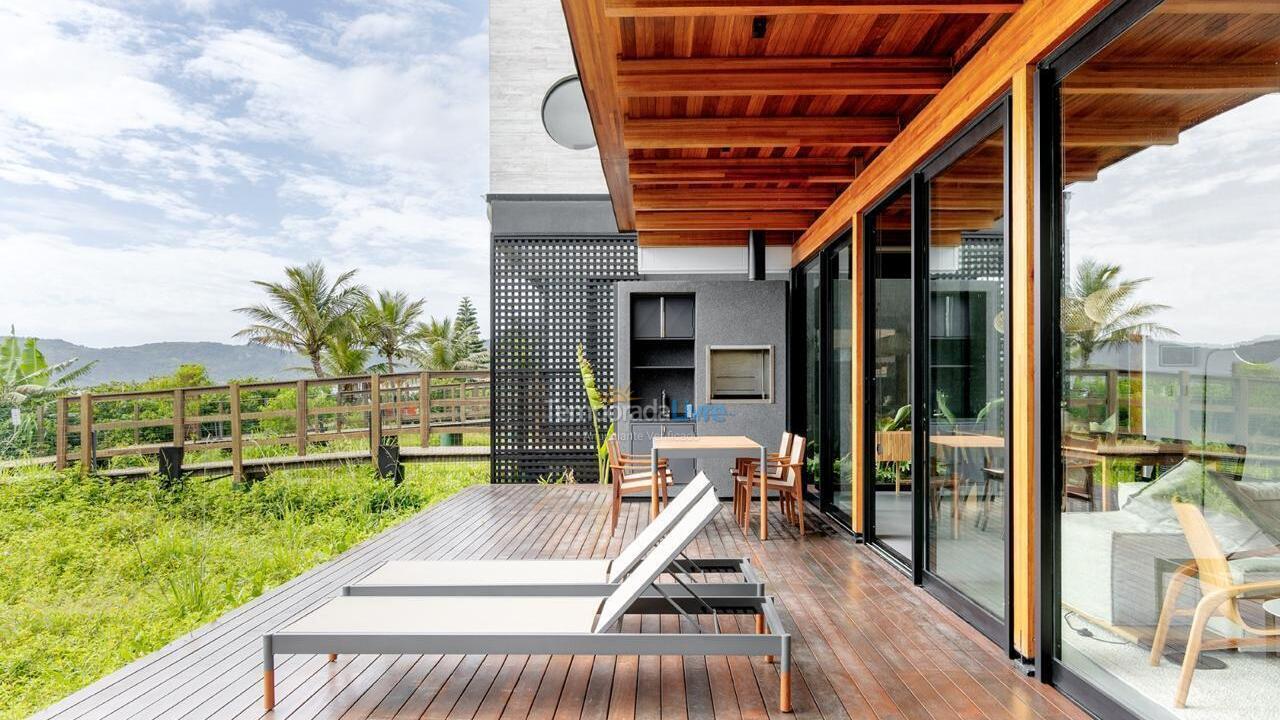 Casa para aluguel de temporada em Bombinhas (Mariscal)