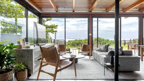 CASA FRENTE MAR NA PRAIA DE MARISCAL