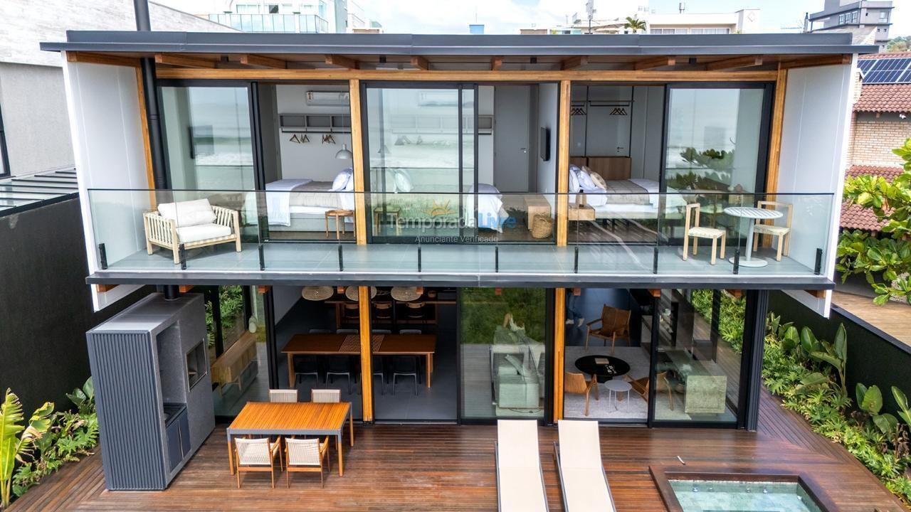 Casa para aluguel de temporada em Bombinhas (Mariscal)