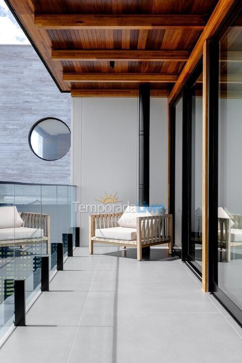 Casa para aluguel de temporada em Bombinhas (Mariscal)