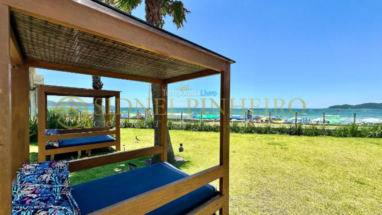 Apartment for vacation rental in Bombinhas (Praia de Bombas)