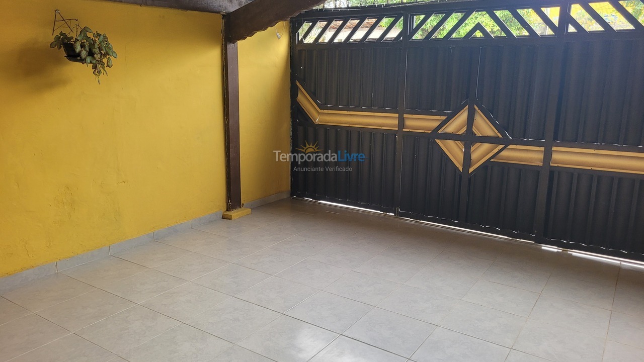 House for vacation rental in Praia Grande (Vila Mirim)