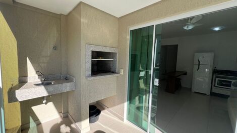 1 Bedroom Apartment 100m from 4 Ilhas Beach