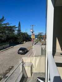 1 Bedroom Apartment 100m from 4 Ilhas Beach