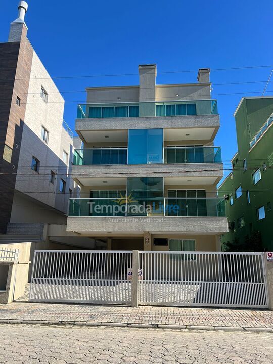 Apartment for vacation rental in Bombinhas (Praia de Quatro Ilhas)