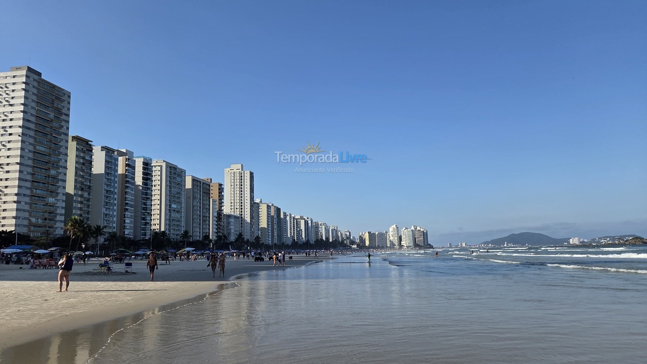 Apartment for vacation rental in Guarujá (Pitangueiras)