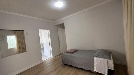 APARTAMENTO 12 / 3 DORMIT.+AR COND/TV A CABO/WI-FI-