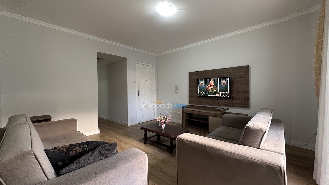 Apartamento para aluguel de temporada em Balneário Camboriú (Praia Central)