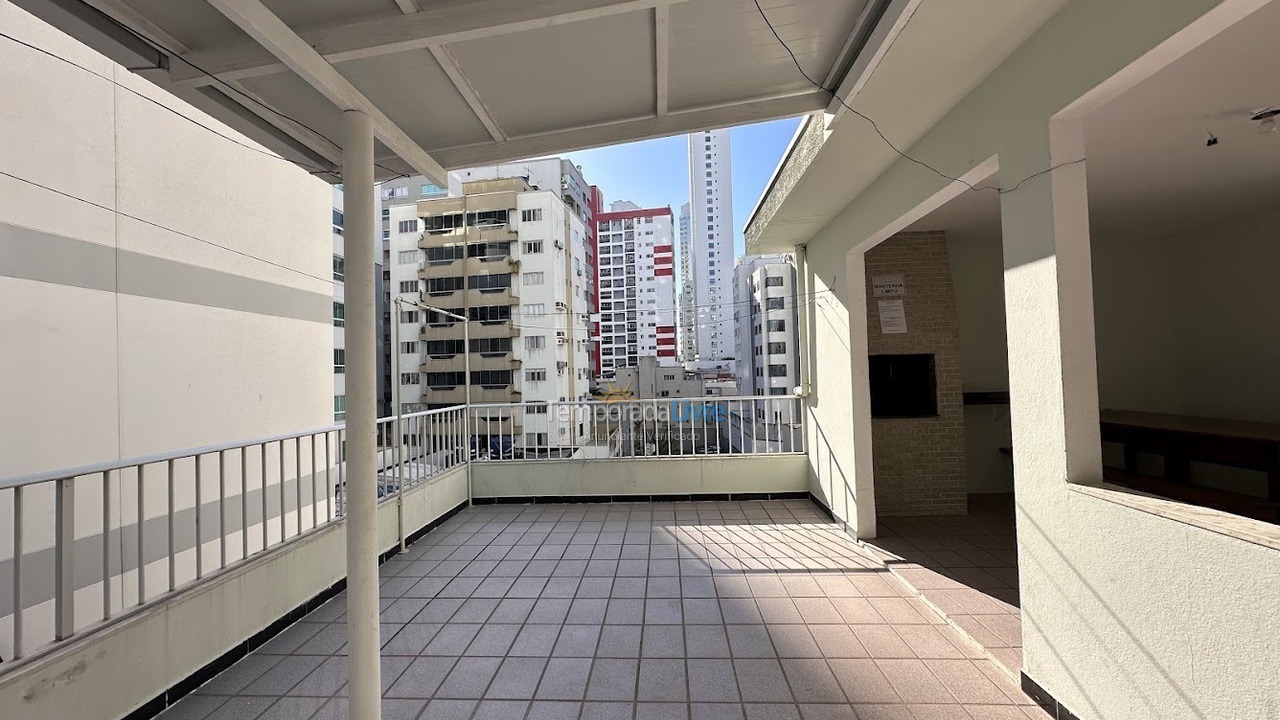 Apartamento para aluguel de temporada em Balneário Camboriú (Praia Central)