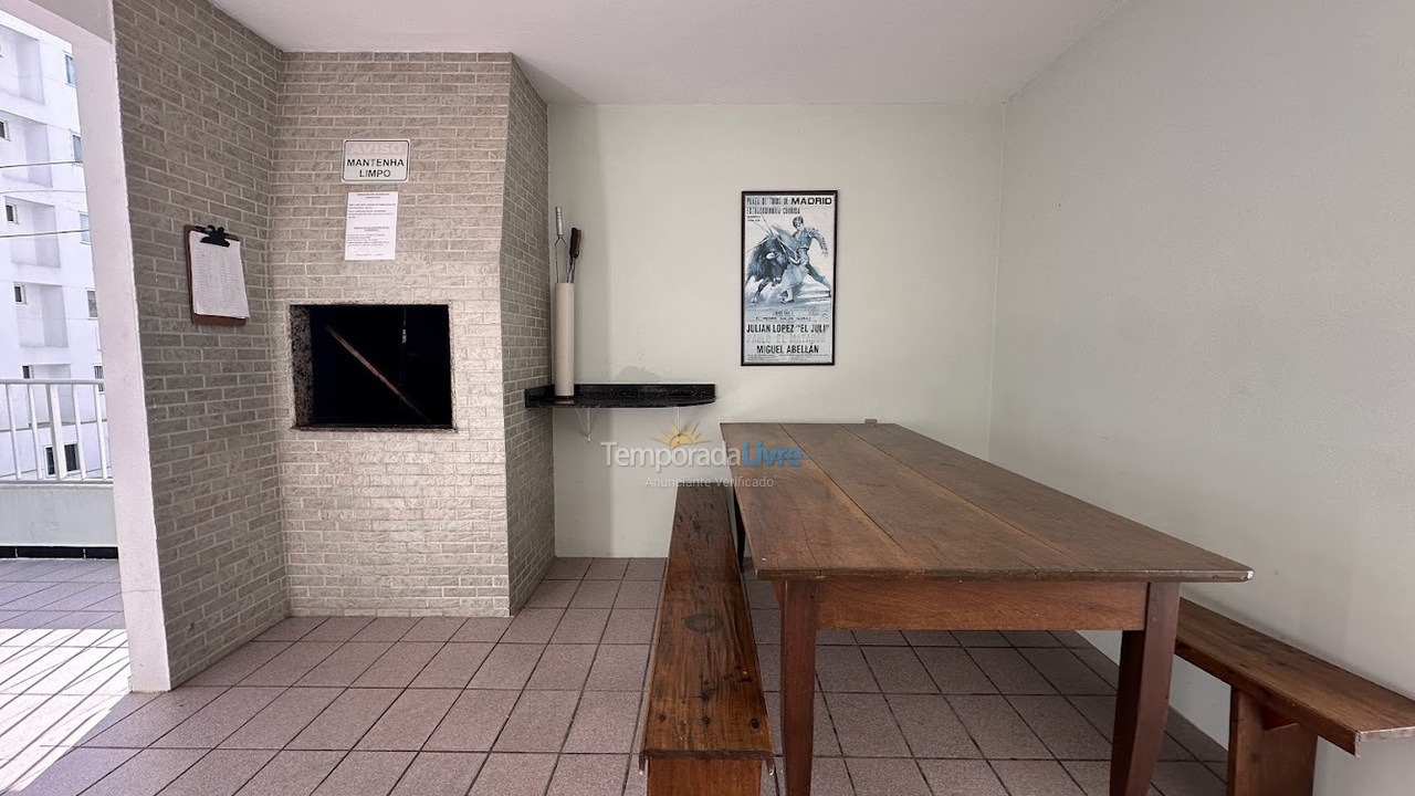 Apartamento para aluguel de temporada em Balneário Camboriú (Praia Central)